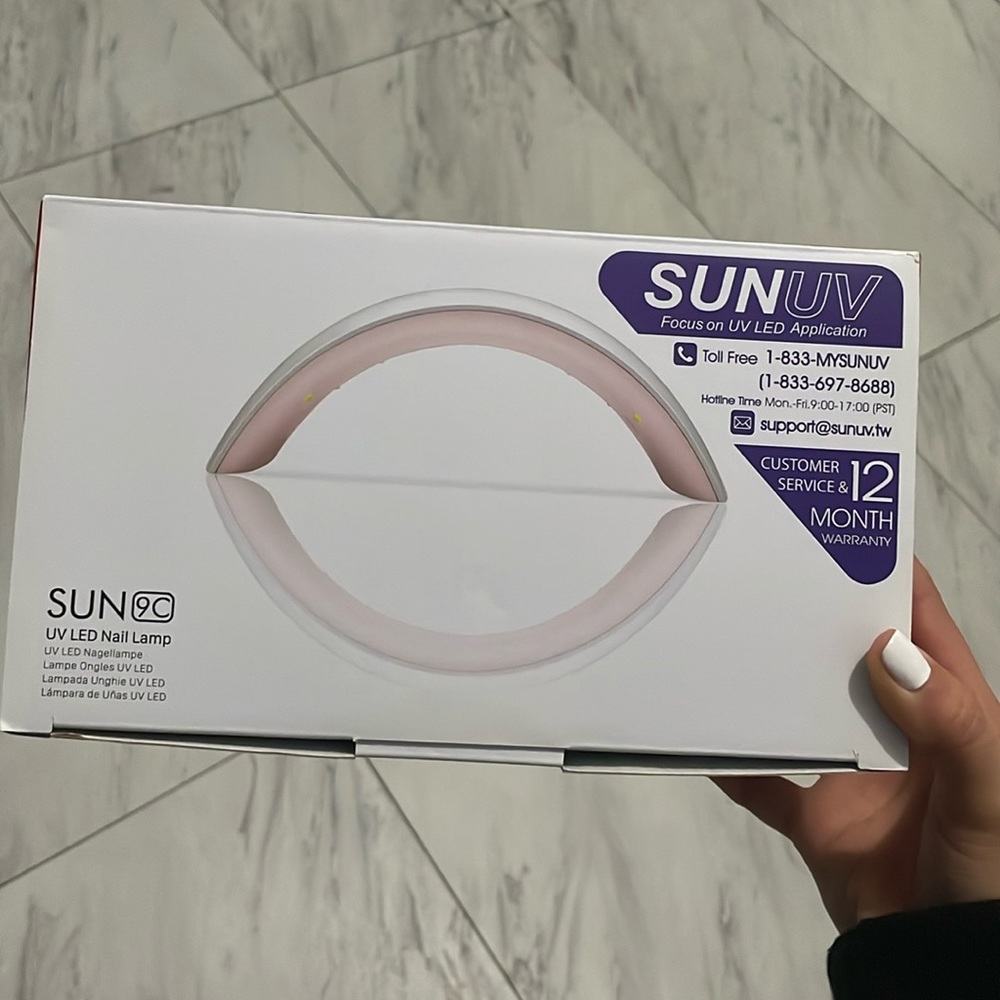UV nail lamp